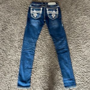 Women’s Rock Revival size 27 Skinny style jeans